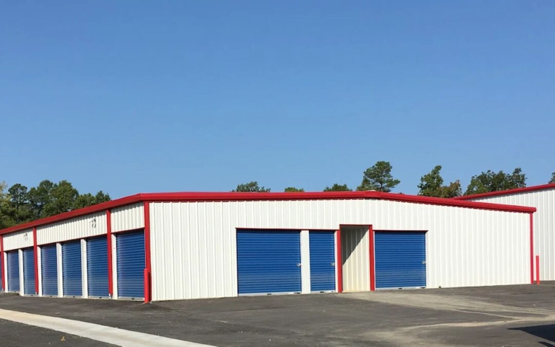 How Self Storage Makes Summer Home Staging Easier